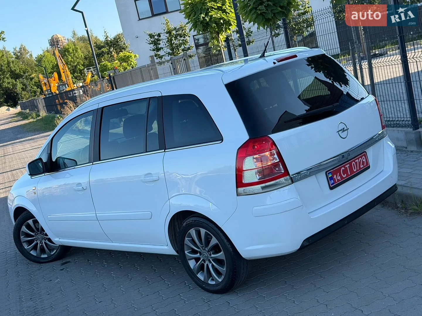 2010 Opel Zafira - мініатюра 13