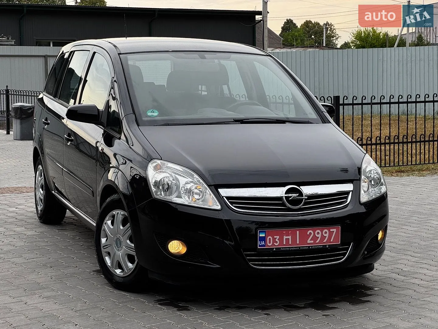 2010 Opel Zafira - фото 1