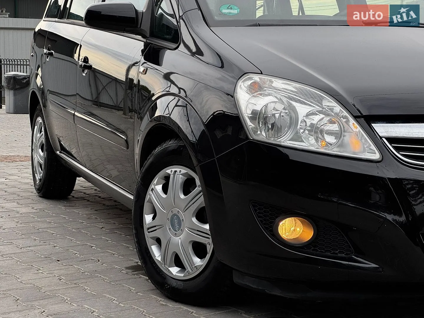 2010 Opel Zafira - мініатюра 12