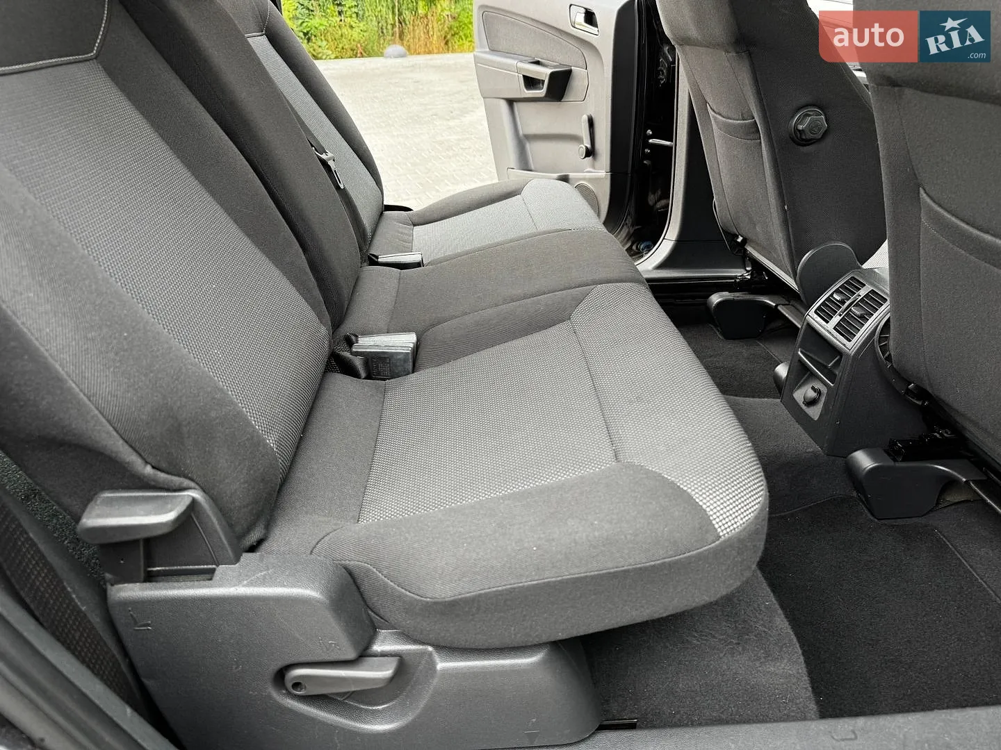 2010 Opel Zafira - мініатюра 72