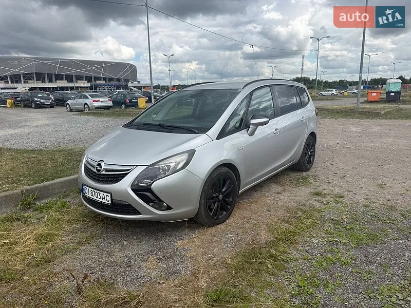 Opel Zafira 2014