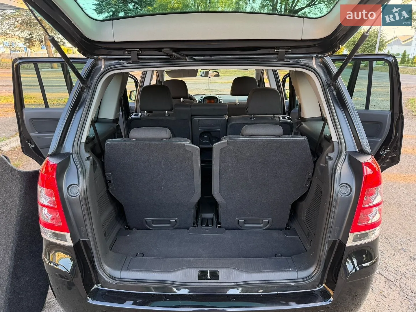 2011 Opel Zafira - мініатюра 26
