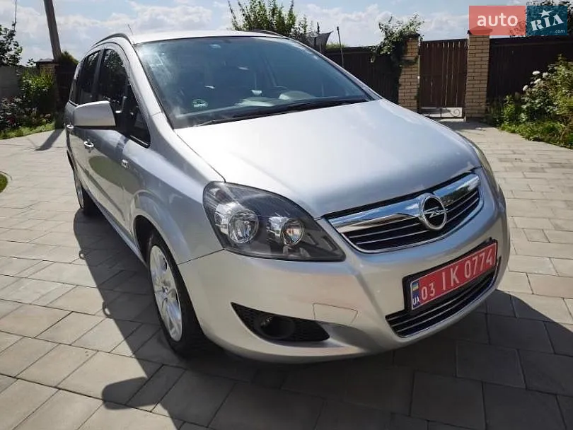 2013 Opel Zafira - фото 1