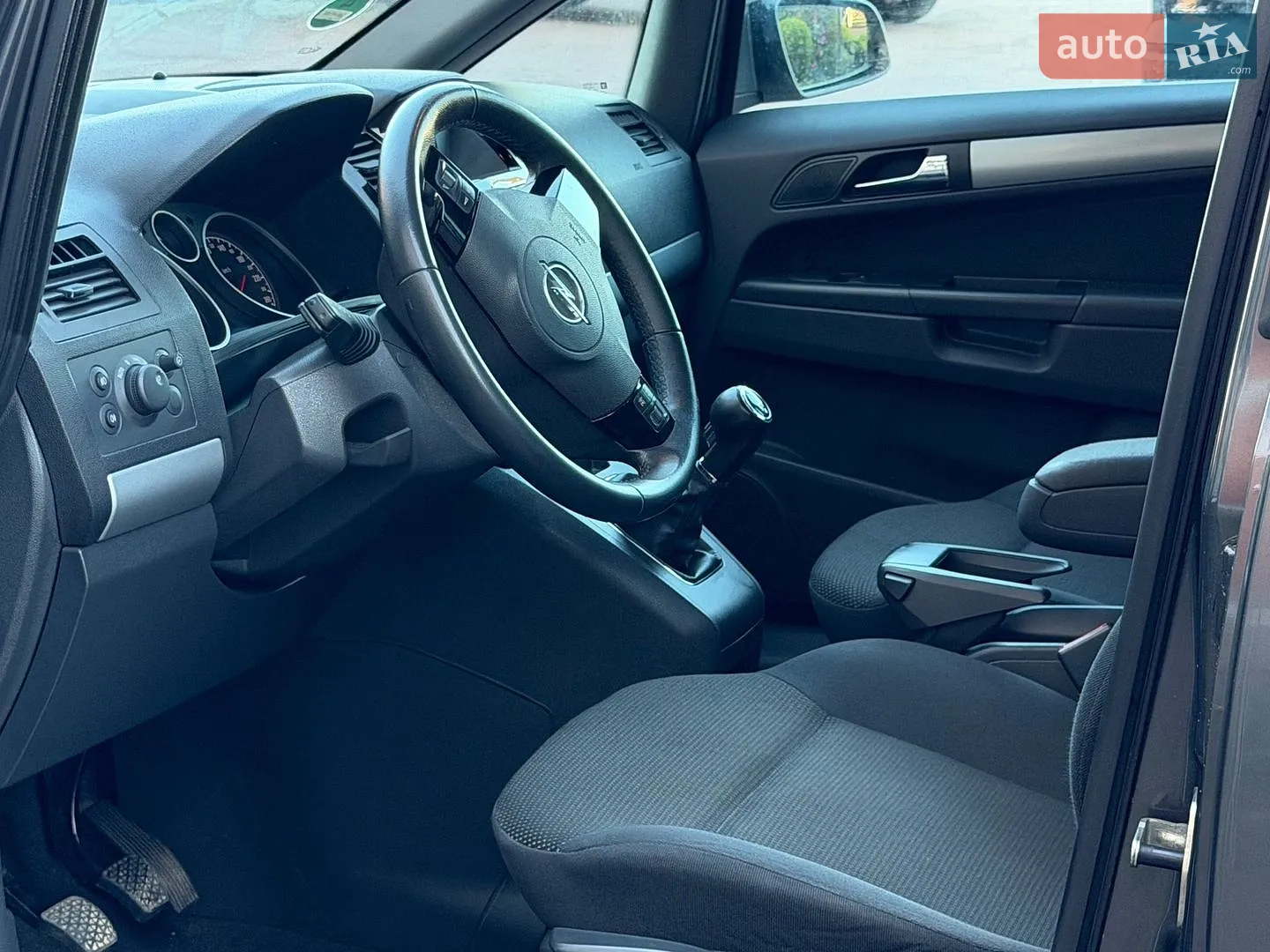 2011 Opel Zafira - мініатюра 36
