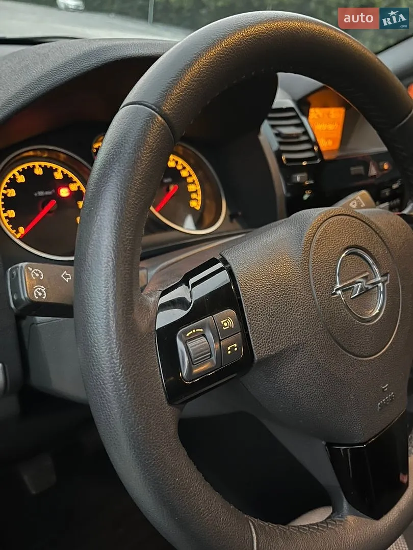 2011 Opel Zafira - мініатюра 30