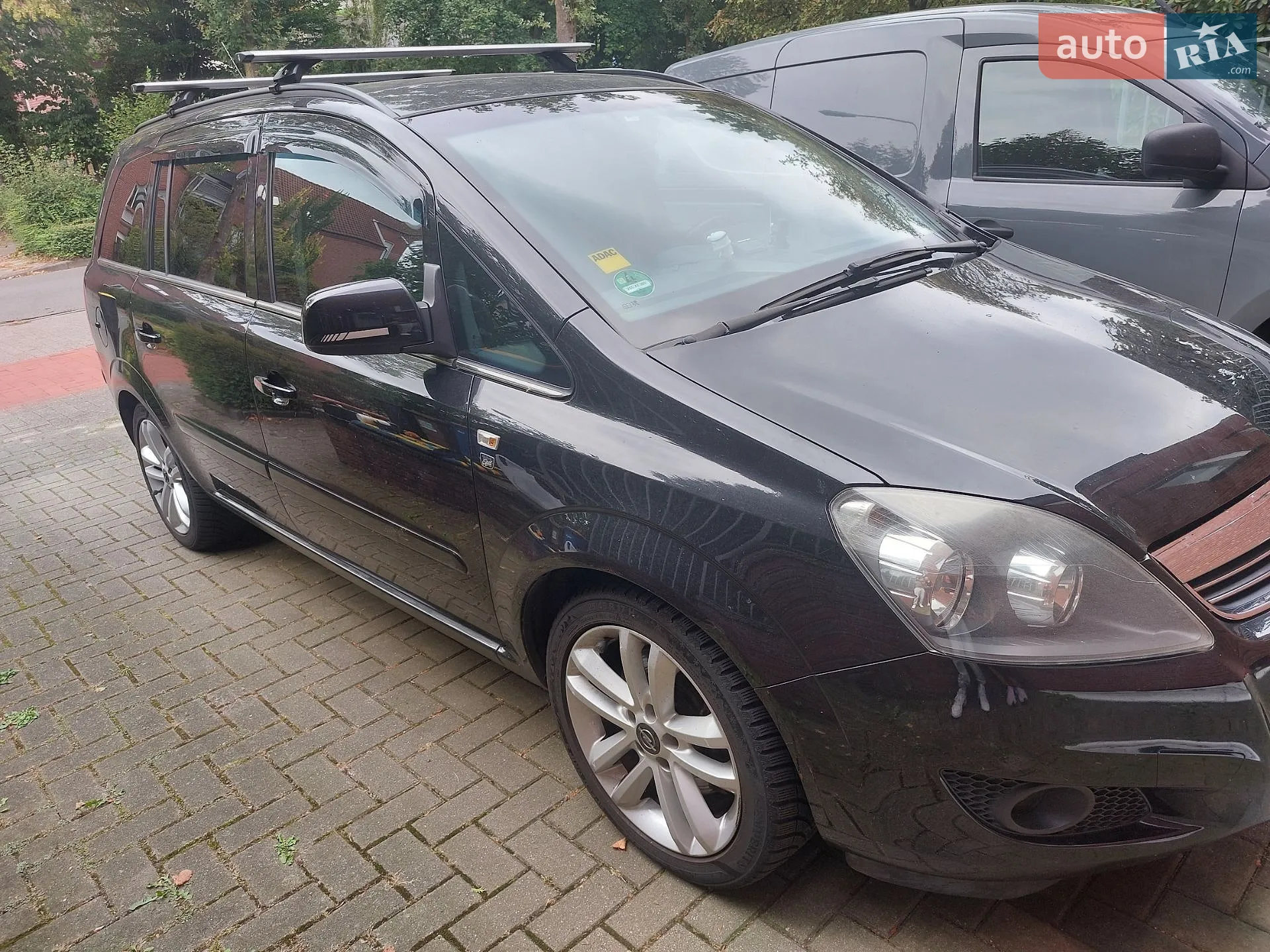2010 Opel Zafira - фото 1