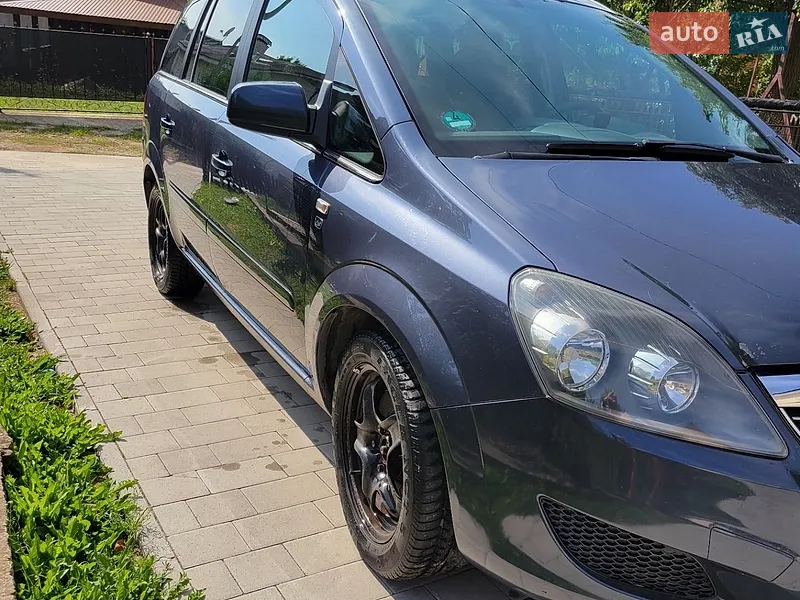 Opel Zafira 2010