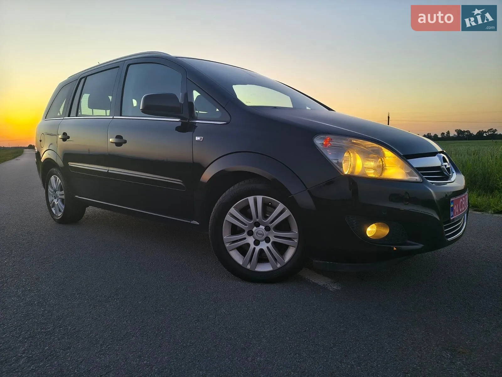 2010 Opel Zafira - мініатюра 10
