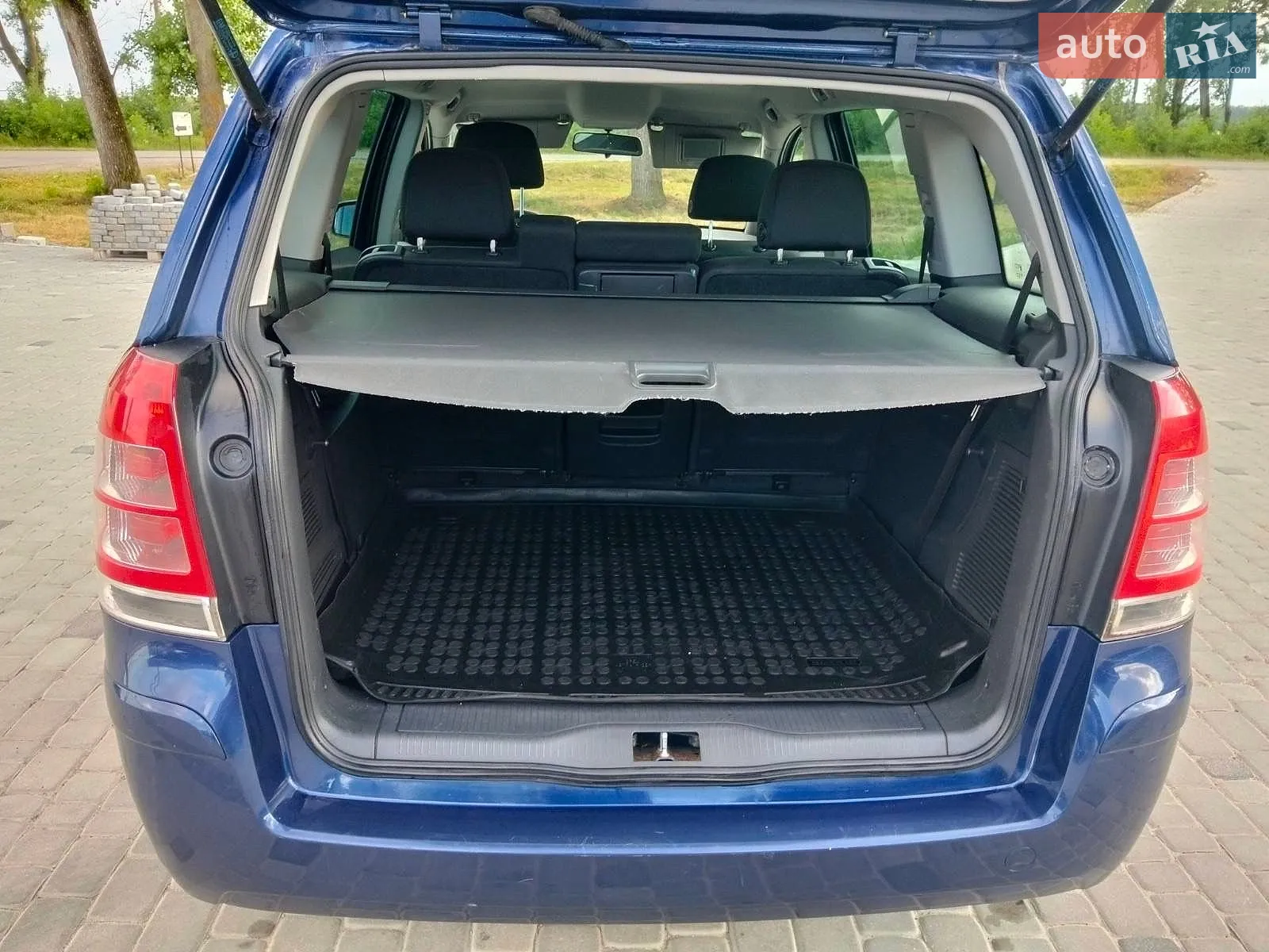 2010 Opel Zafira - мініатюра 19