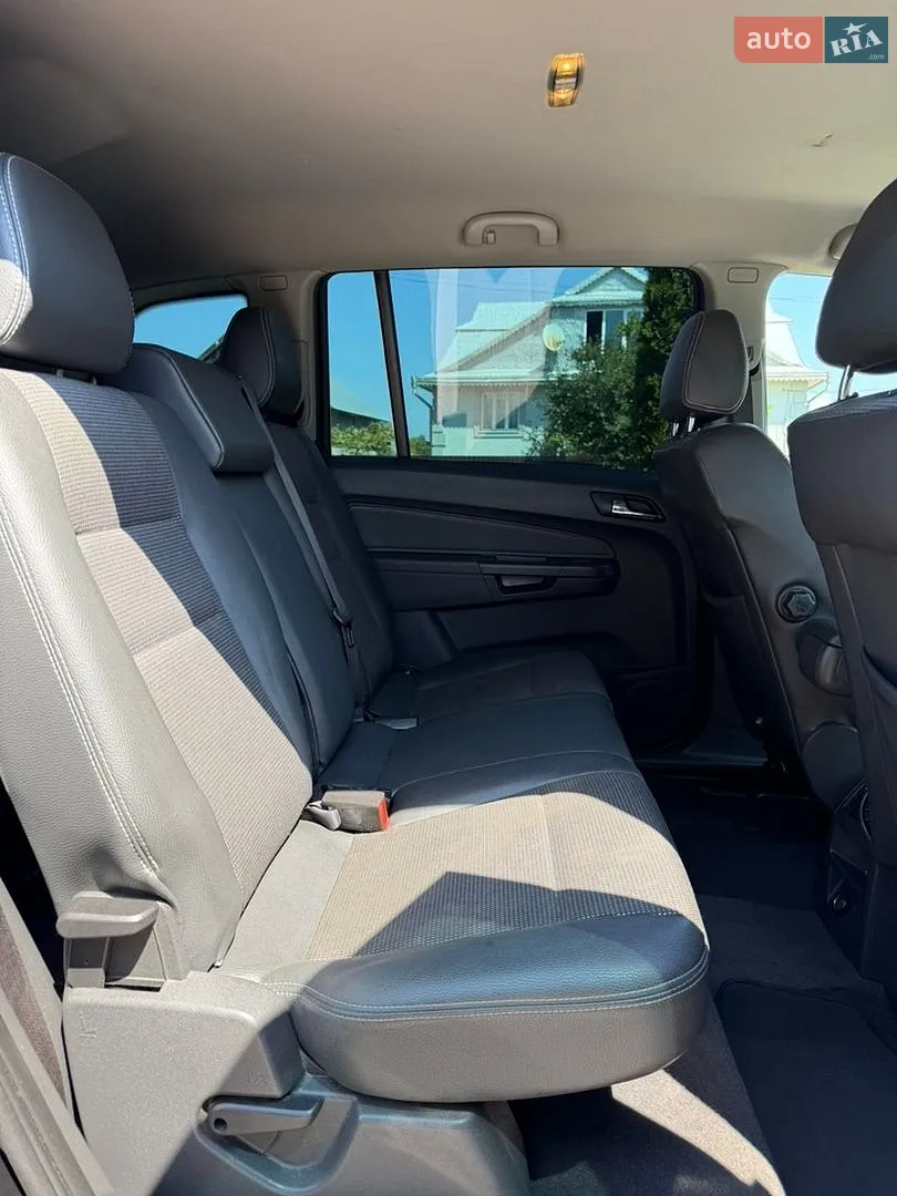 2010 Opel Zafira - мініатюра 20