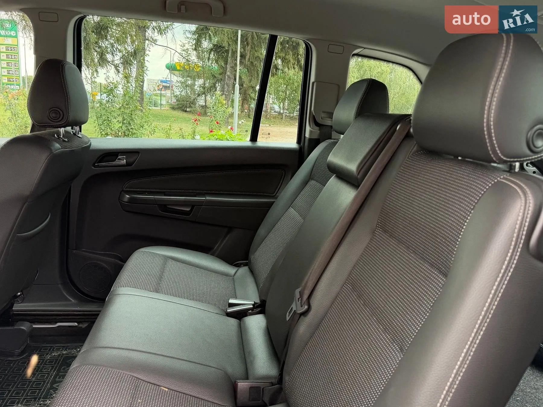 2011 Opel Zafira - мініатюра 10