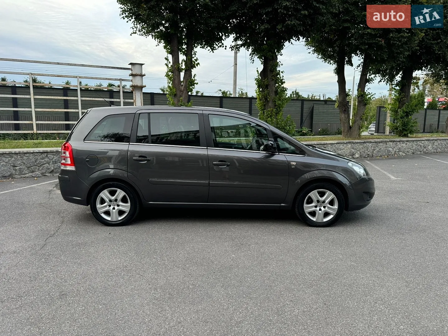 2010 Opel Zafira - мініатюра 23