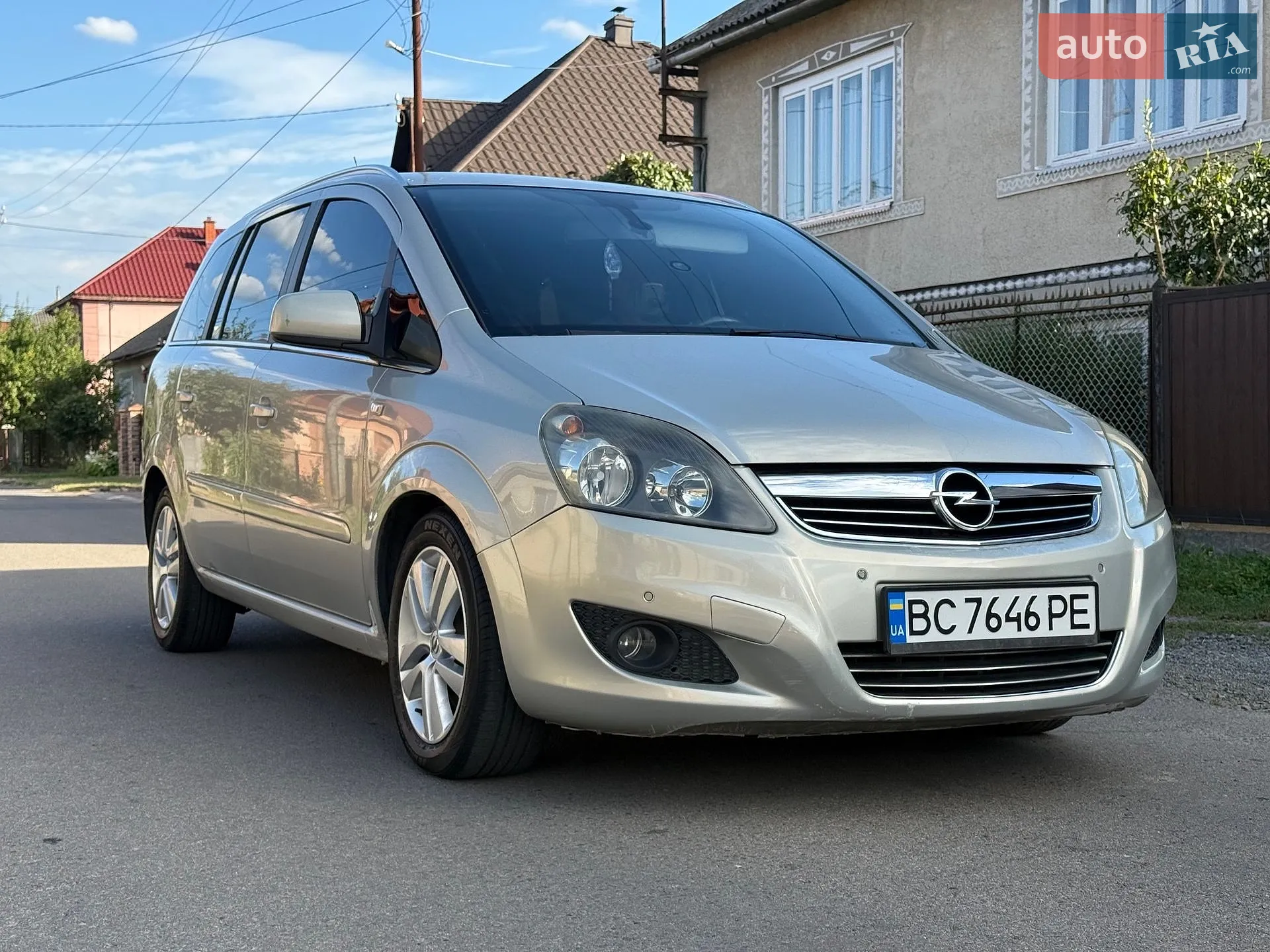2010 Opel Zafira - мініатюра 2