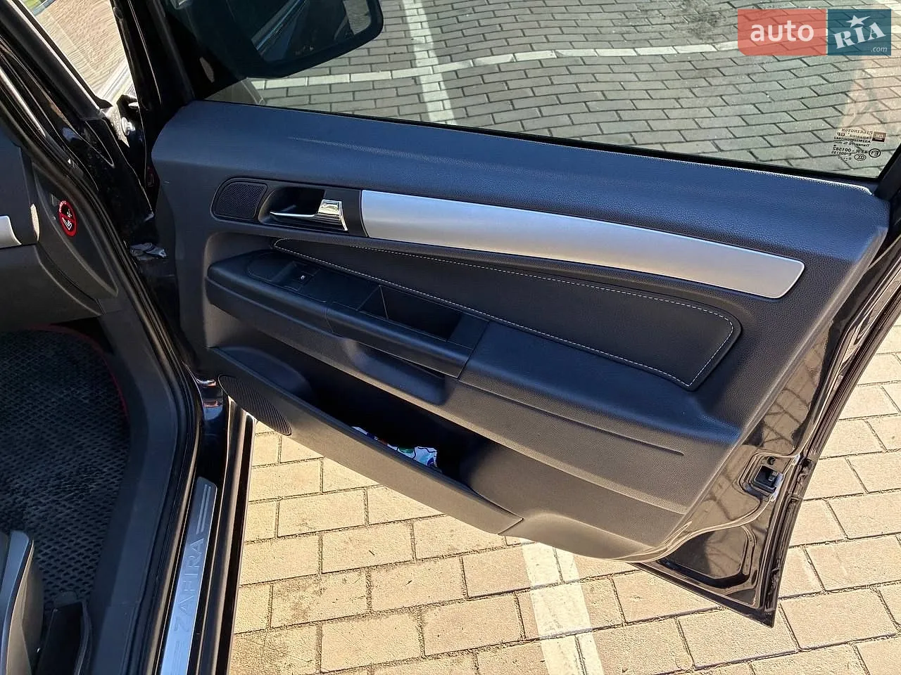 2010 Opel Zafira - мініатюра 11