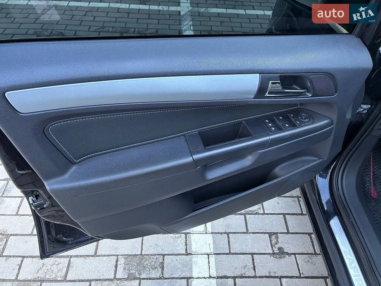 2010 Opel Zafira - мініатюра 14