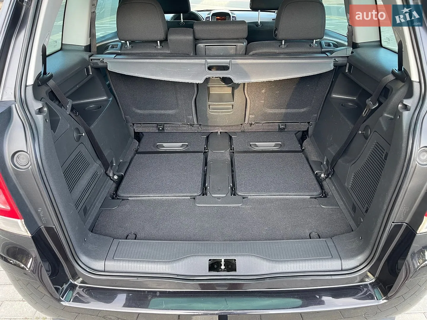 2011 Opel Zafira - мініатюра 37