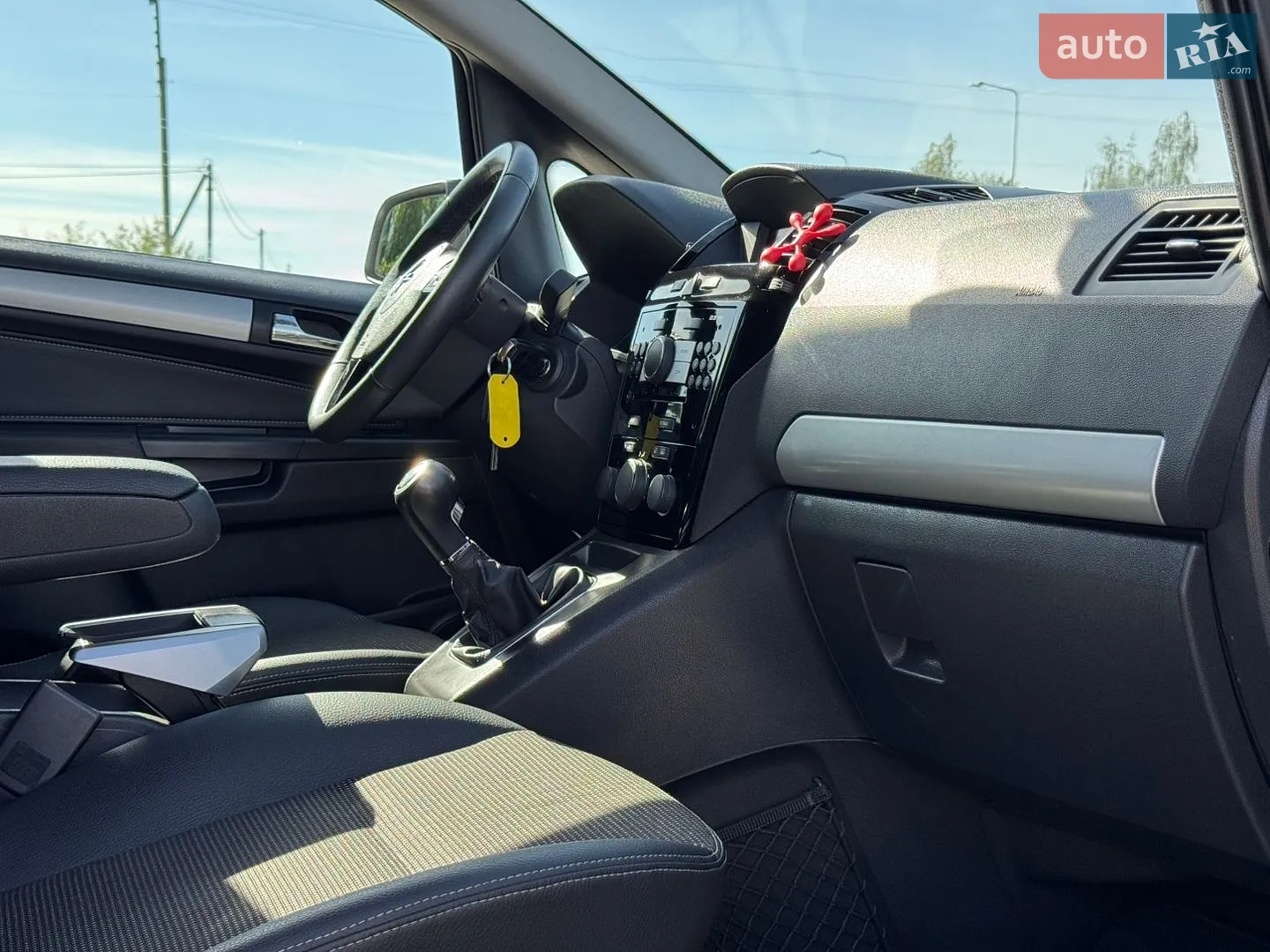 2011 Opel Zafira - мініатюра 72