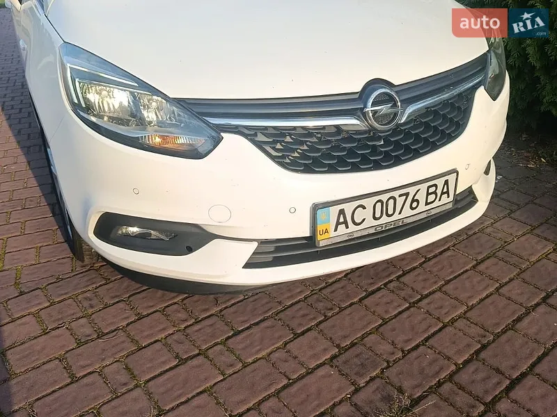 Opel Zafira 2017