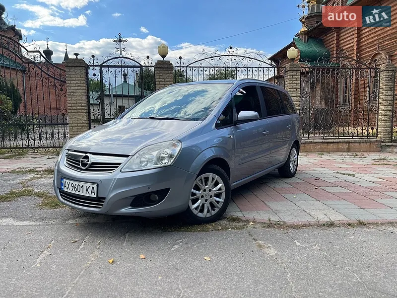 Opel Zafira 2008