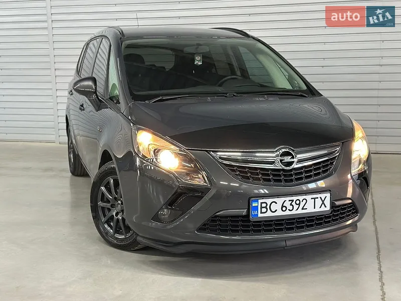Opel Zafira 2015