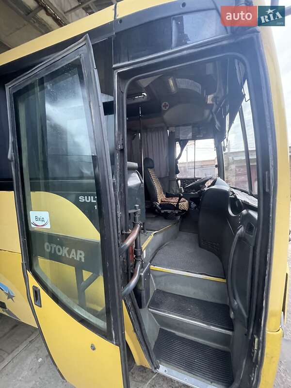 Приміський автобус Otokar Sultan 2004 в Полтаві