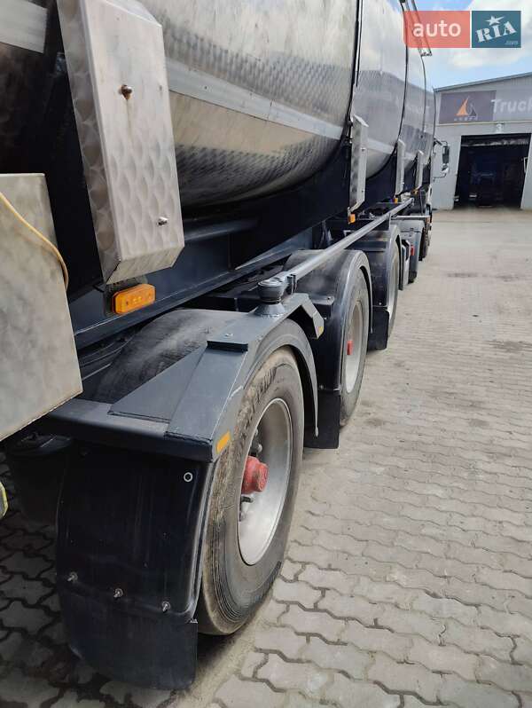 Цистерна полуприцеп Ova 380B-3A 2008 в Львове