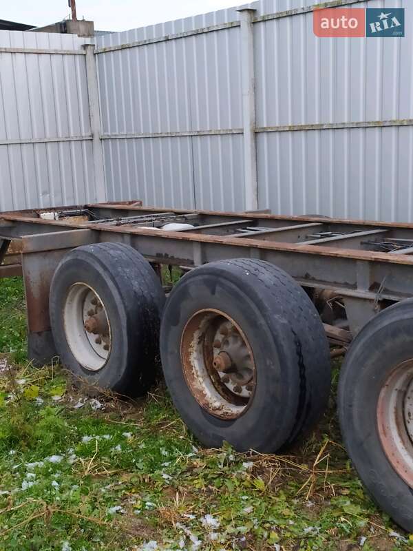 Шасси полуприцеп Pacton 3139 1990 в Луцке