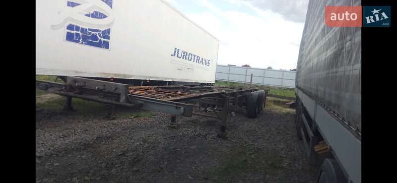 Шасси полуприцеп Pacton 3139 1990 в Луцке