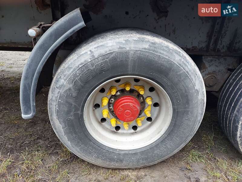 Самоскид напівпричіп Pacton T3001 1999 в Чемерівцях