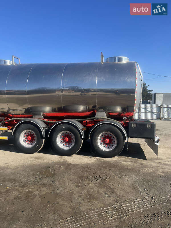 Цистерна полуприцеп Pacton TXL 1994 в Городке