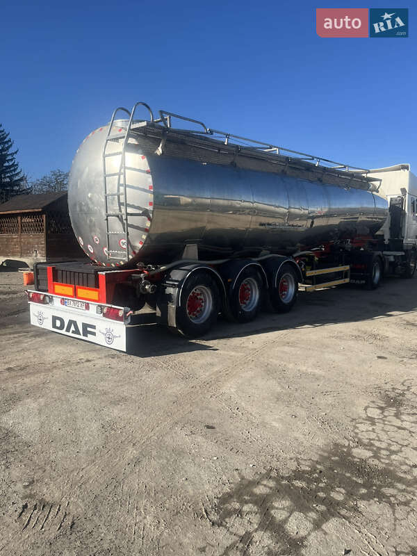 Цистерна напівпричіп Pacton TXZ 339 1994 в Городку фото 4 Цистерна напівпричіп Pacton TXZ 339 1994 в Городку