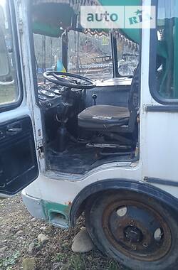 Приміський автобус ПАЗ 32051 2002 в Верховині