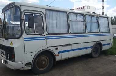 Приміський автобус ПАЗ 32051 2005 в Львові