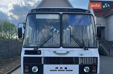 Пригородный автобус ПАЗ 32053 2005 в Виннице