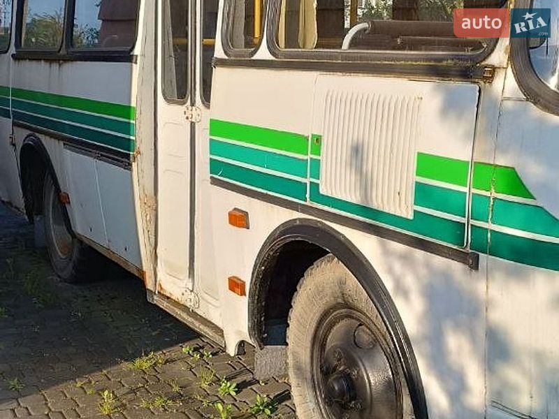 Городской автобус ПАЗ 32053 2005 в Самборе