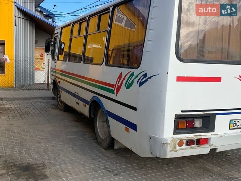 Пригородный автобус ПАЗ 32053 2006 в Дрогобыче