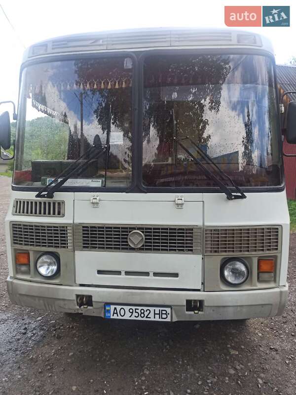 Приміський автобус ПАЗ 32054 2013 в Воловцю