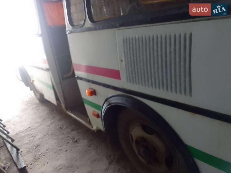 Городской автобус ПАЗ 32054 2006 в Константиновке (Краматорского района) фото 13 Городской автобус ПАЗ 32054 2006 в Константиновке (Краматорского района)