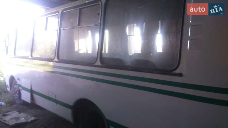 Пригородный автобус ПАЗ 32054 2005 в Львове