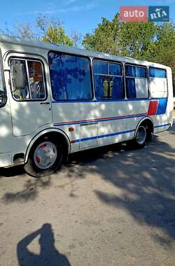 Городской автобус ПАЗ 3205 2005 в Измаиле