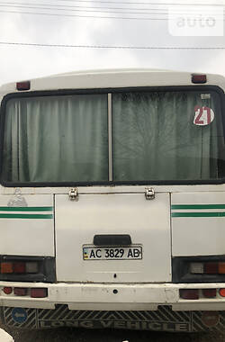 Городской автобус ПАЗ 3205 2005 в Луцке