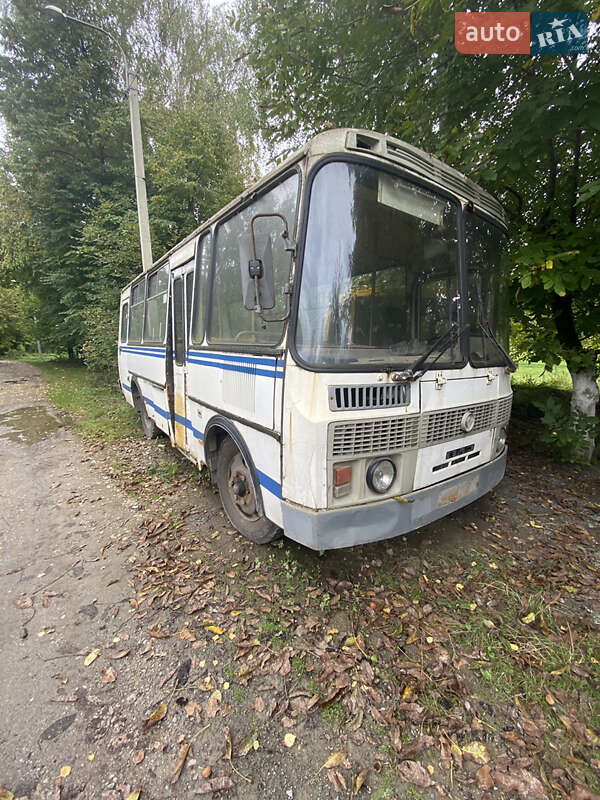Городской автобус ПАЗ 3205 2008 в Здолбунове фото 4 Городской автобус ПАЗ 3205 2008 в Здолбунове