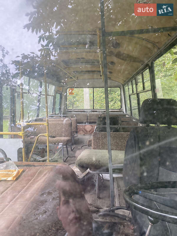 Міський автобус ПАЗ 3205 2008 в Здолбуніві