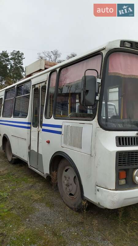 Городской автобус ПАЗ 3205 2006 в Светловодске