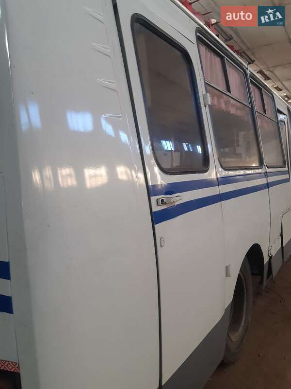 Городской автобус ПАЗ 3205 2006 в Староконстантинове фото 2 Городской автобус ПАЗ 3205 2006 в Староконстантинове