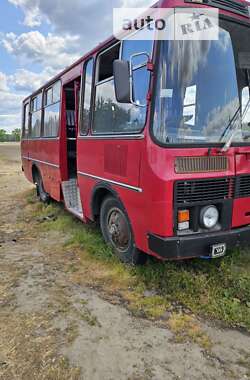 Городской автобус ПАЗ 3205 1991 в Олевске
