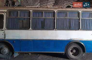Міський автобус ПАЗ 3205 1993 в Марганці