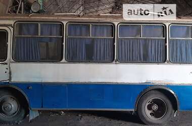 Городской автобус ПАЗ 3205 1993 в Марганце