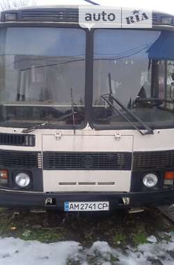 Пригородный автобус ПАЗ 3205 2004 в Народичах