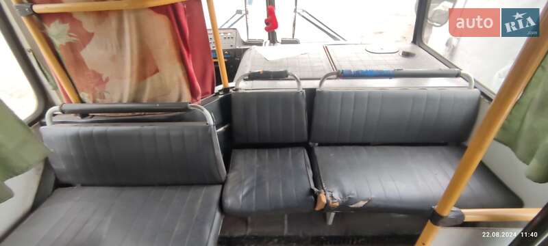 Городской автобус ПАЗ 3205 2005 в Киеве